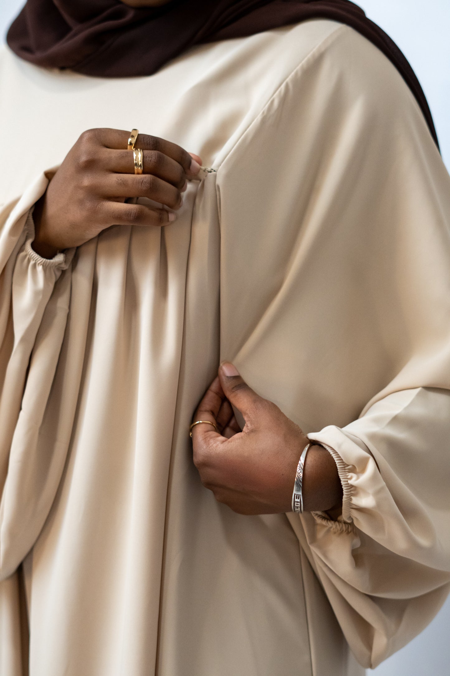 ABAYA MEMINI - BEIGE